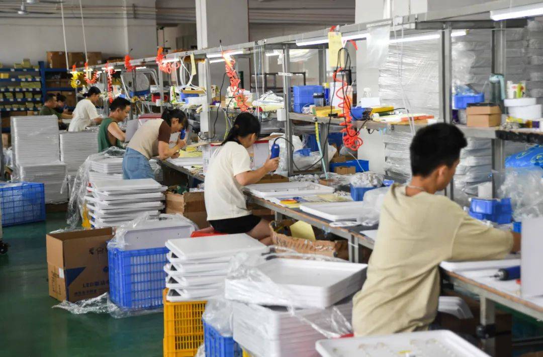 深耕产品，精准突围 丹丰灯饰的电商发展之路